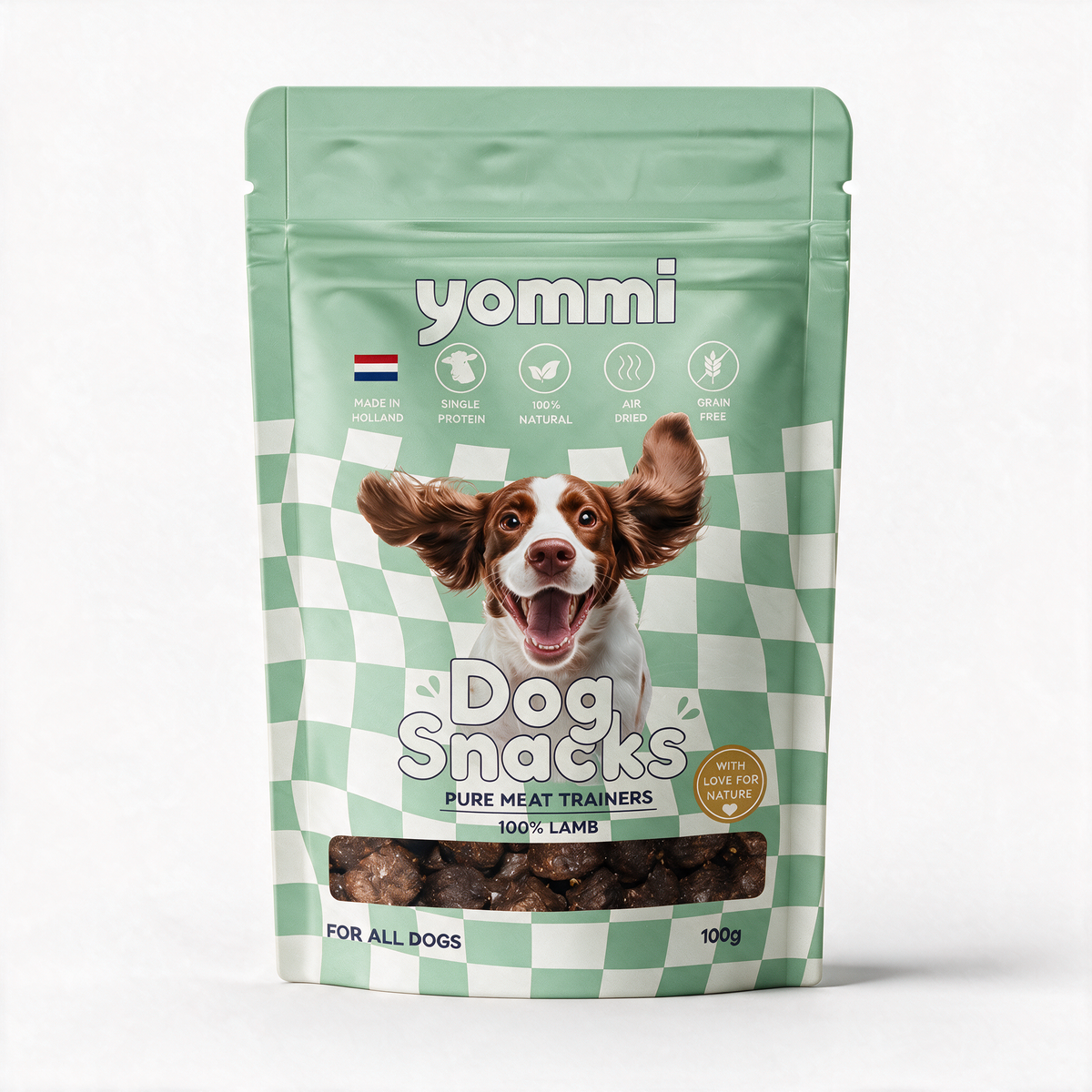 Yommi Dog Snacks Pure Meat Trainers 100% Lamb, mintgroene verpakking 100 gram
