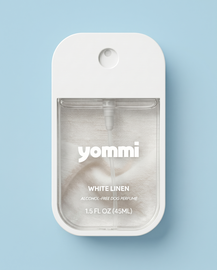 Yommi hondenparfum White Linen – flatlay met flesje en verpakking